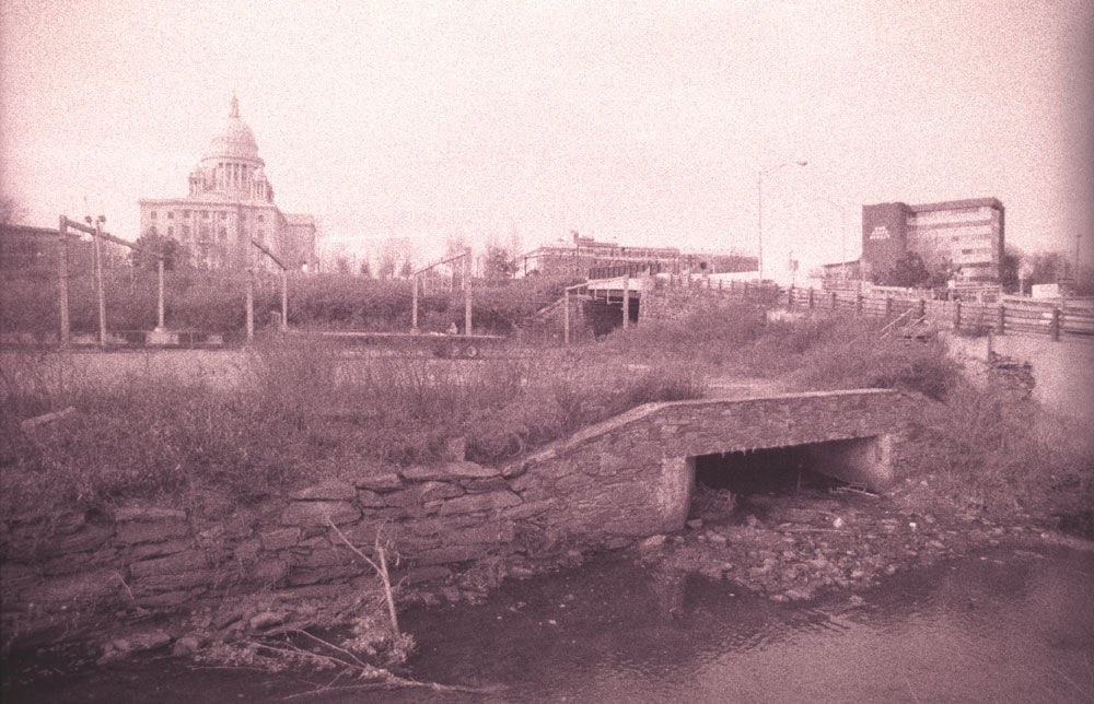 Entrance to the tunnel.